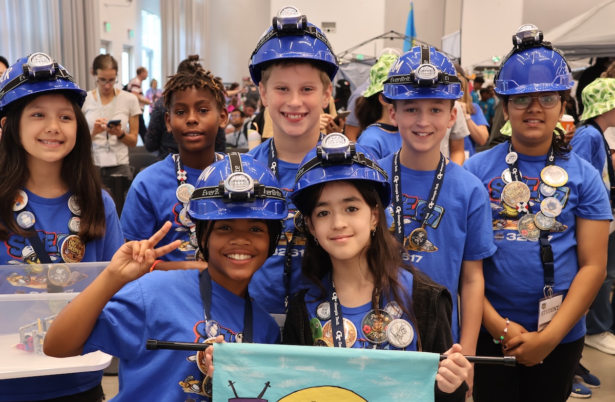 Students participating in the GRITS Open Invitational.